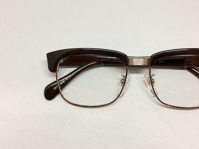 憧れの小沢仁志さんの眼鏡ありませんか？
