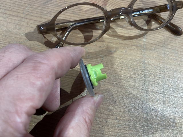 強度近視-12D用オーダーメイドメガネ　ベージュカラー（ハンドメイド）