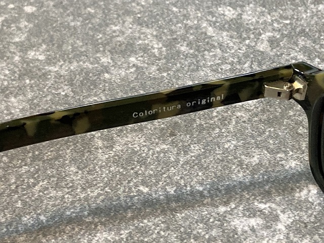 迷彩色の四角いサングラス(男性用大きいサイズ)