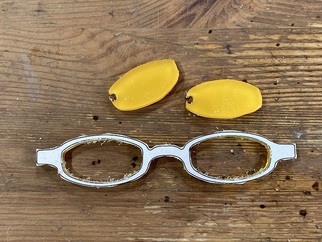 ハナメガネ用のつるが長いオーダメイド