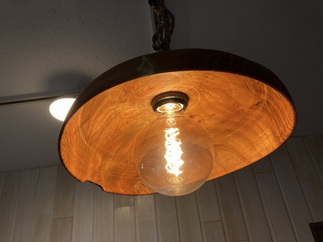 けやきのランプカバーが仲間入り（広島市コロリトゥーラ）