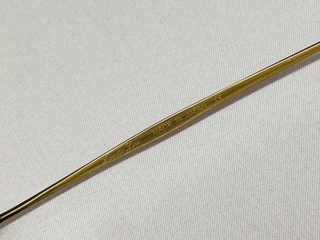 べっこうカラーのお洒落な鼻パット（ネジ交換式,日本製）